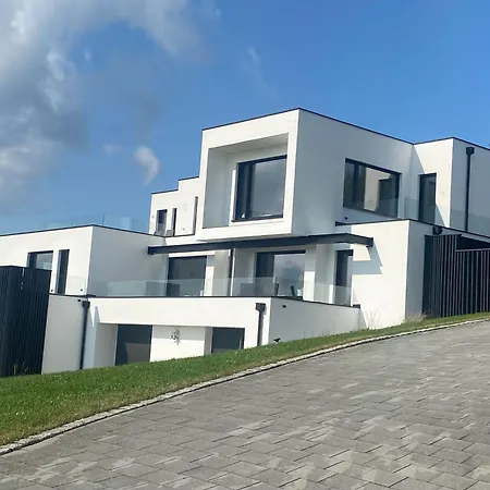 Lifestyle Cube House 2