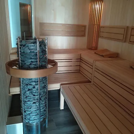 Lifestyle Cube House 2
