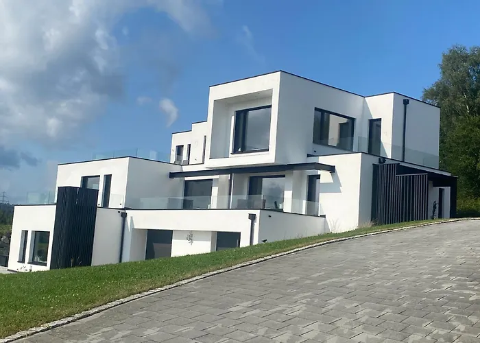 Lifestyle Cube House 2