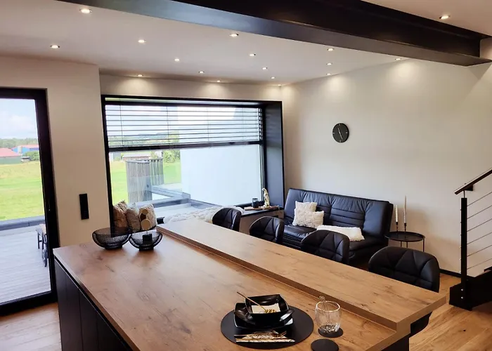 Lifestyle Cube House 2 *